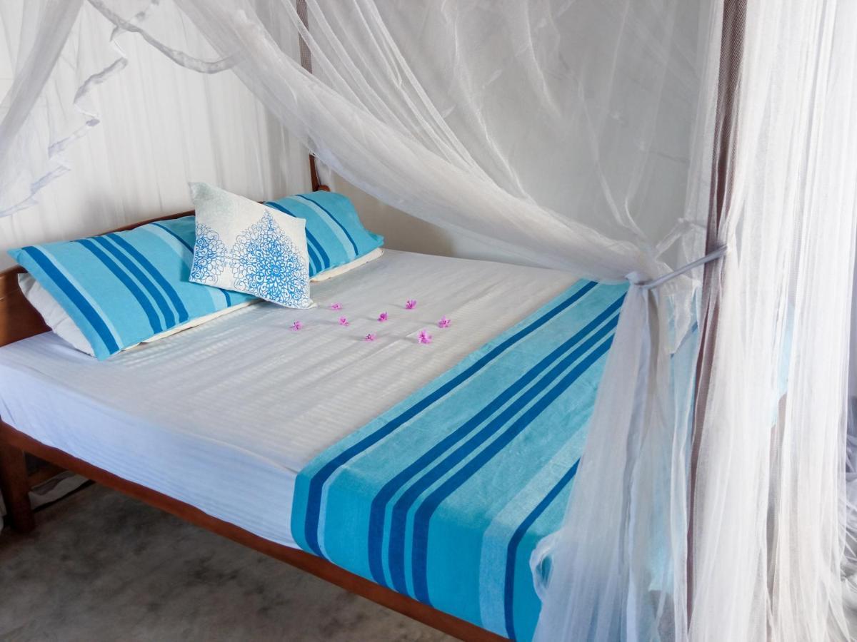 Bluebell Guest House Унаватуна Экстерьер фото