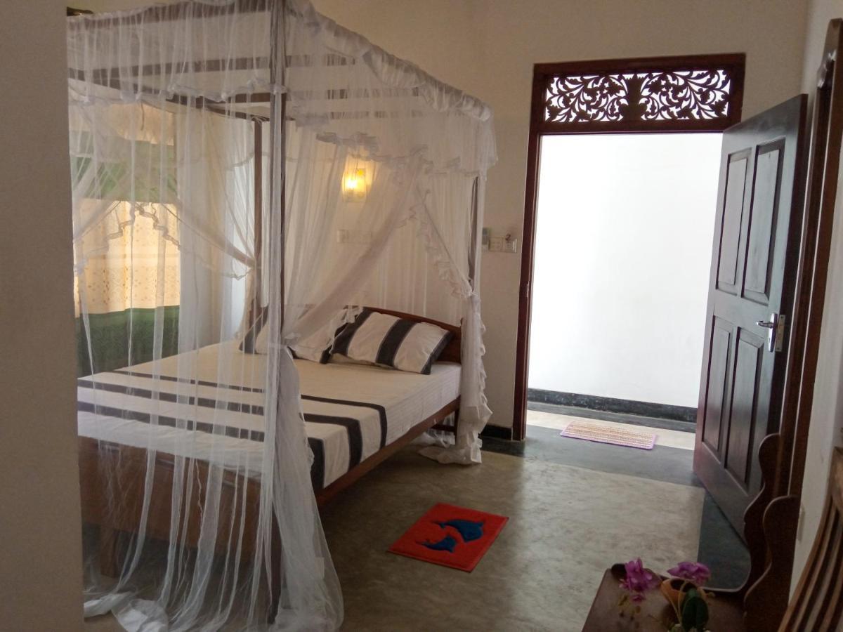 Bluebell Guest House Унаватуна Экстерьер фото