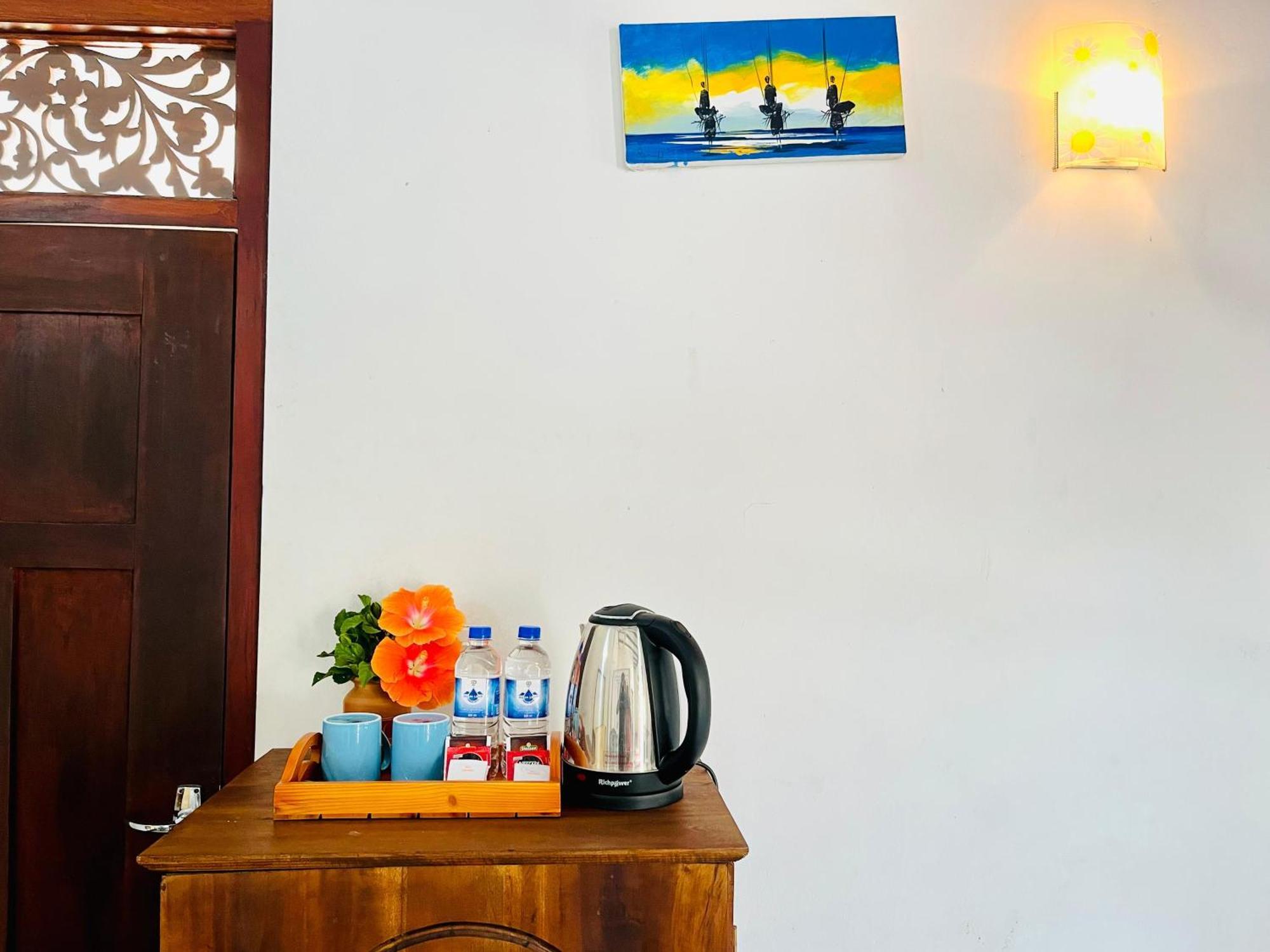 Bluebell Guest House Унаватуна Экстерьер фото