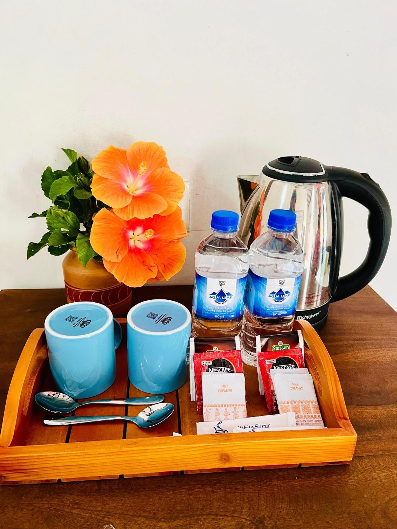 Bluebell Guest House Унаватуна Экстерьер фото